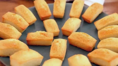 Financier recette : des gâteaux moelleux et dorés, prêts à être dégustés.